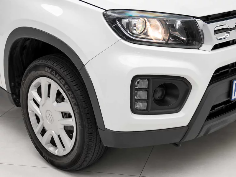 Vehicle Image for 8/24for Suzuki Vitara Brezza 1.5 GL