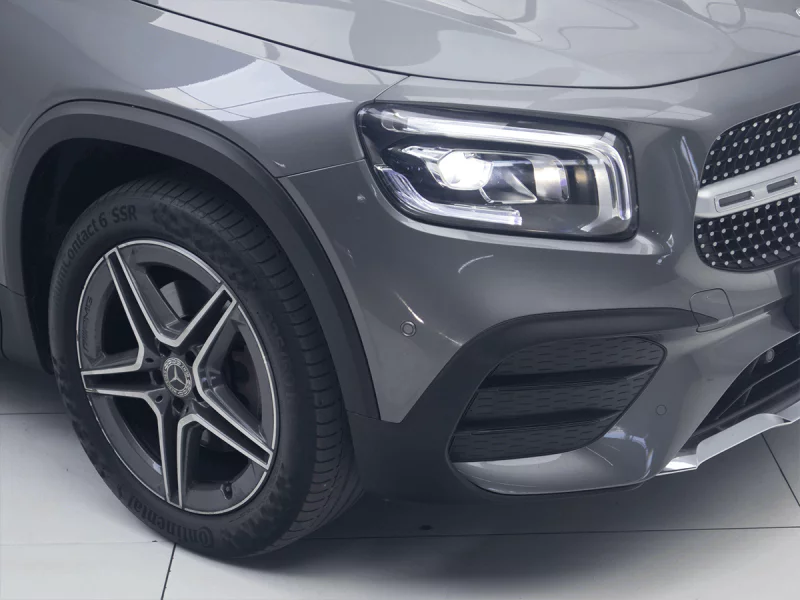 Vehicle Image for 14/26for Mercedes-Benz GLB 220d 4Matic