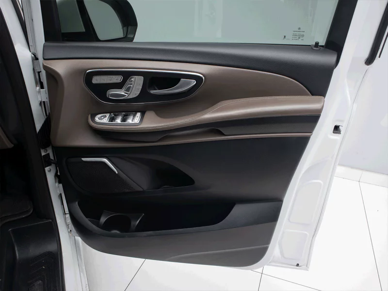 Vehicle Image for 23/26for Mercedes-Benz V-Class V300d Exclusive