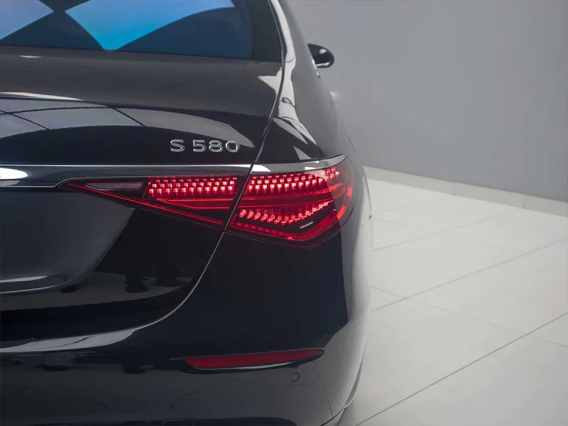 Vehicle Image for 12/26for Mercedes-Benz Mercedes-Maybach S-Class S580
