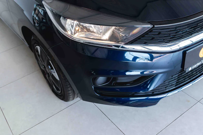 Vehicle Image for 9/21for Tata Tiago 1.2 XT AMT