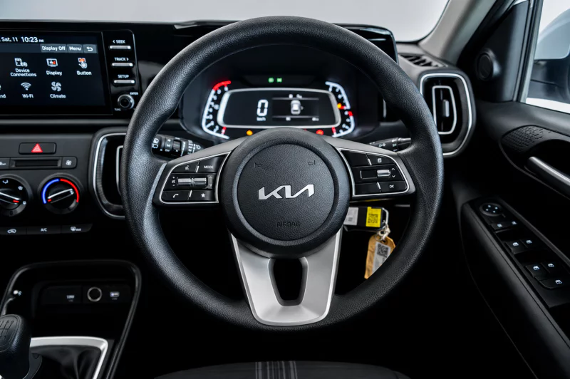 Vehicle Image for 15/25for Kia Sonet 1.5 Manual LS