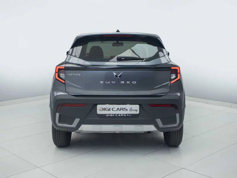 Vehicle Image for 12/23for Mahindra XUV3X0 1.2 MX2 MT