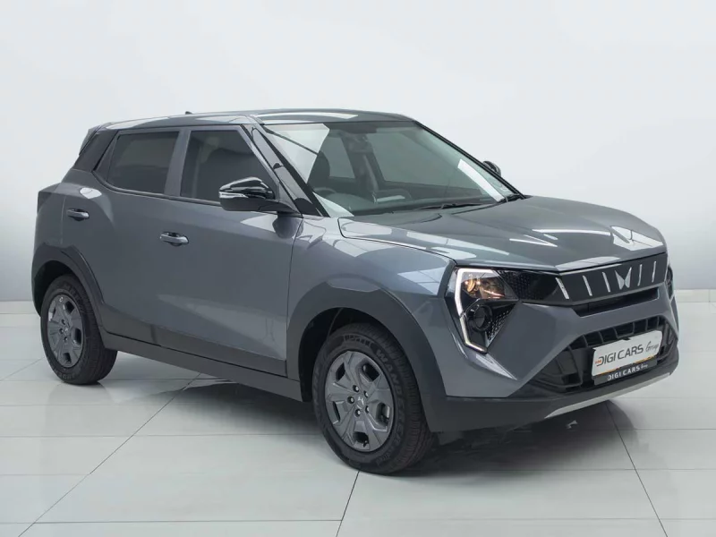 Vehicle Image for 1/23for Mahindra XUV3X0 1.2 MX2 MT