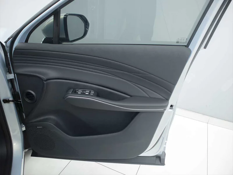 Vehicle Image for 43/48for OMODA C7 1.5T SHS PHEV