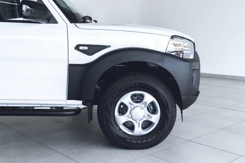 Vehicle Image for 10/23for Mahindra Pik-up Pik Up 2.2 mHawk SC 4x2 S4