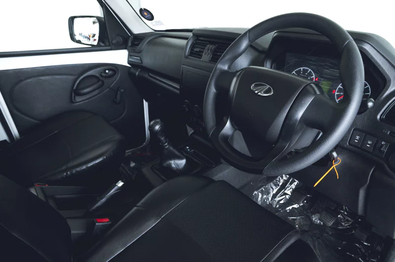 Vehicle Image for 19/23for Mahindra Pik-up Pik Up 2.2 mHawk SC 4x2 S4