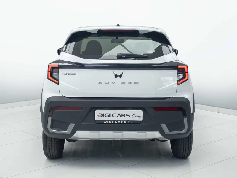 Vehicle Image for 12/22for Mahindra XUV3X0 1.2 MX2 AT