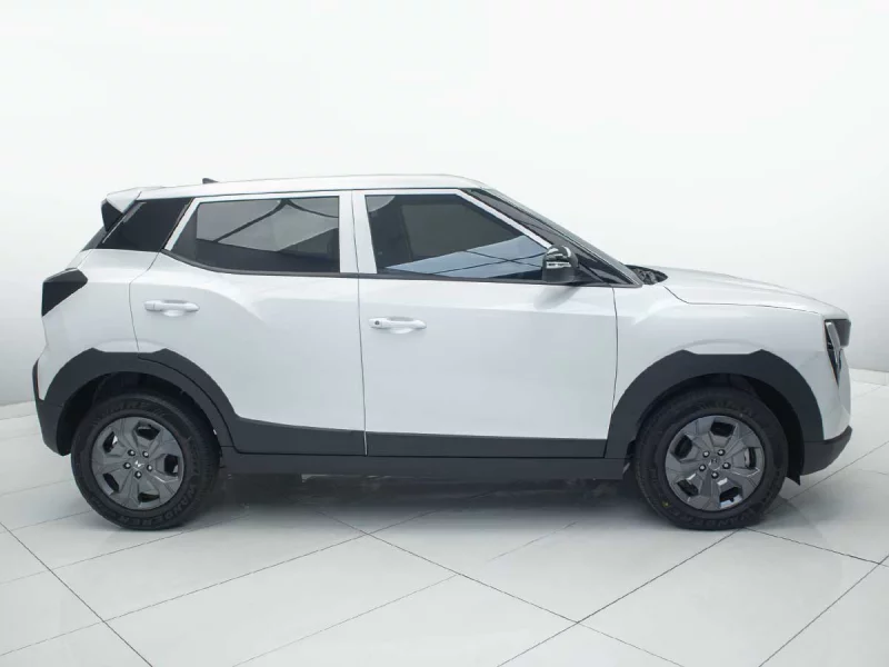 Vehicle Image for 3/21for Mahindra XUV3X0 1.2 MX2 AT